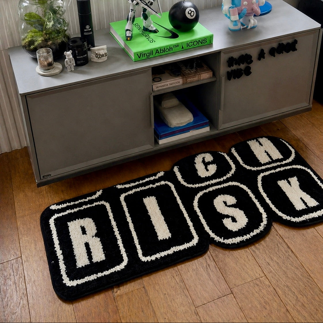 Risk / Rich Rug